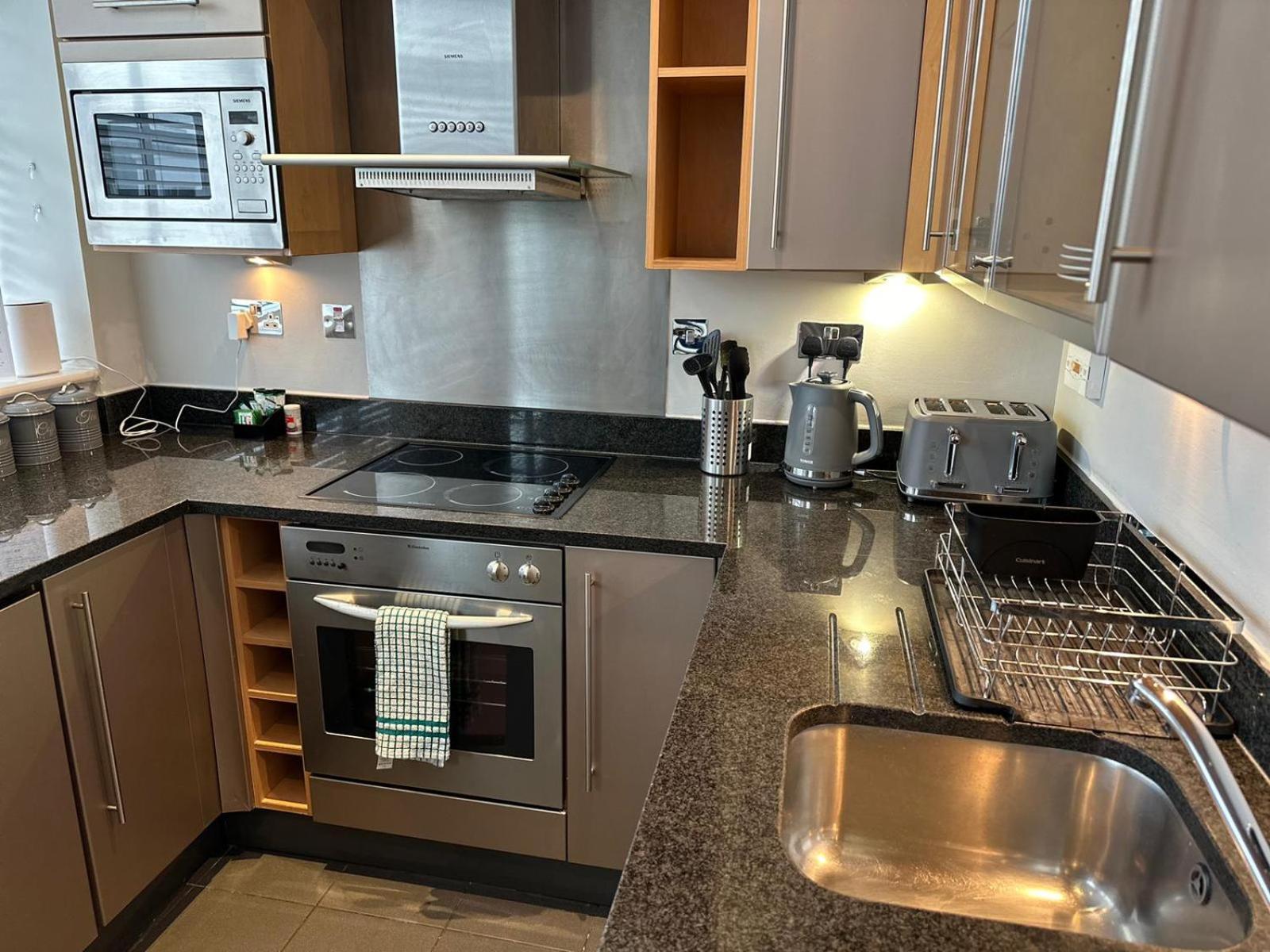 Your Holiday & Home Brighton Ngoại thất bức ảnh